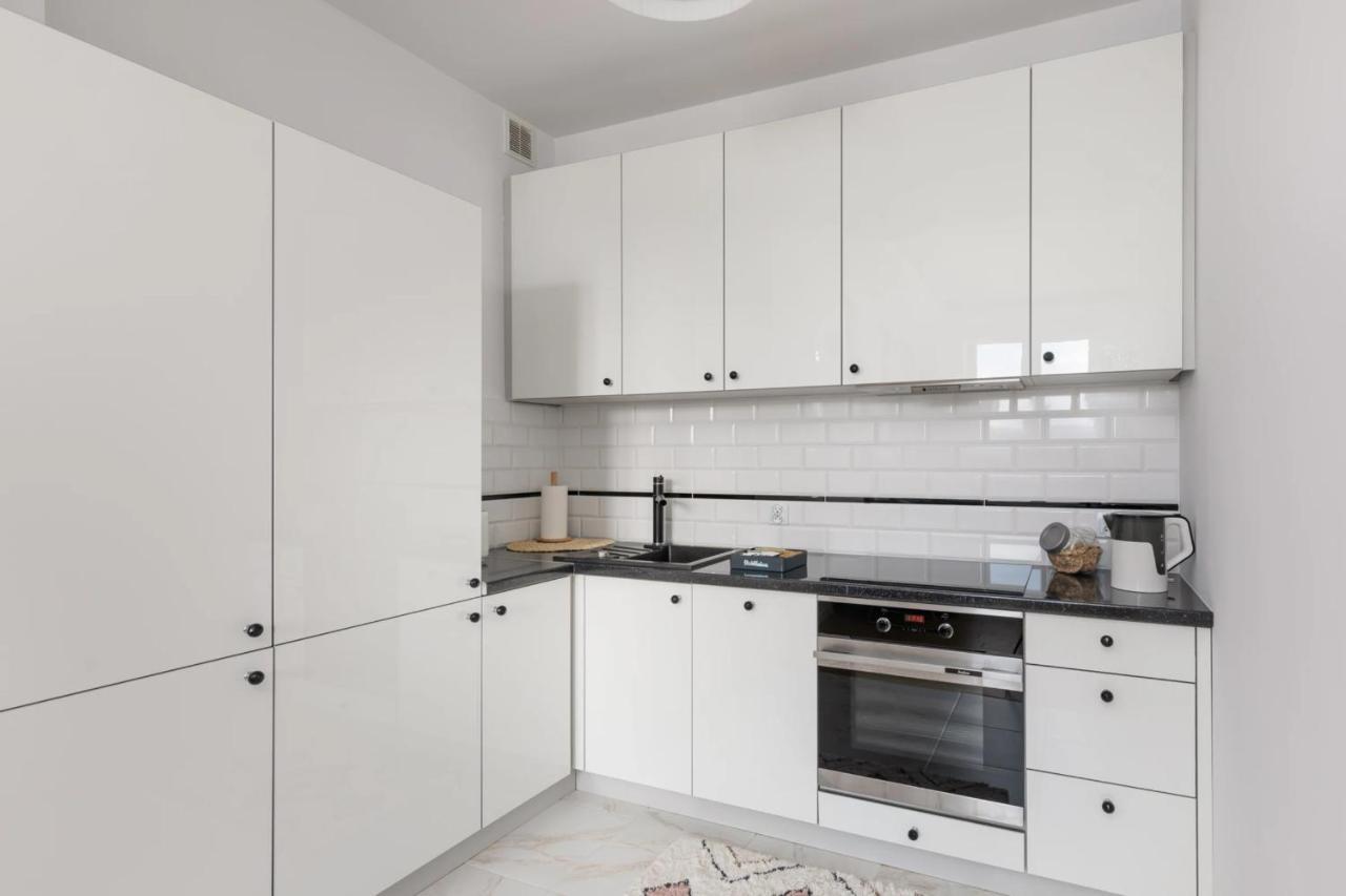 Przestronny Apartament Z Widokiem Na Miasto W Warszawie Warsaw Luaran gambar